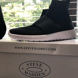 Steven Madden Lightening Black Shoes